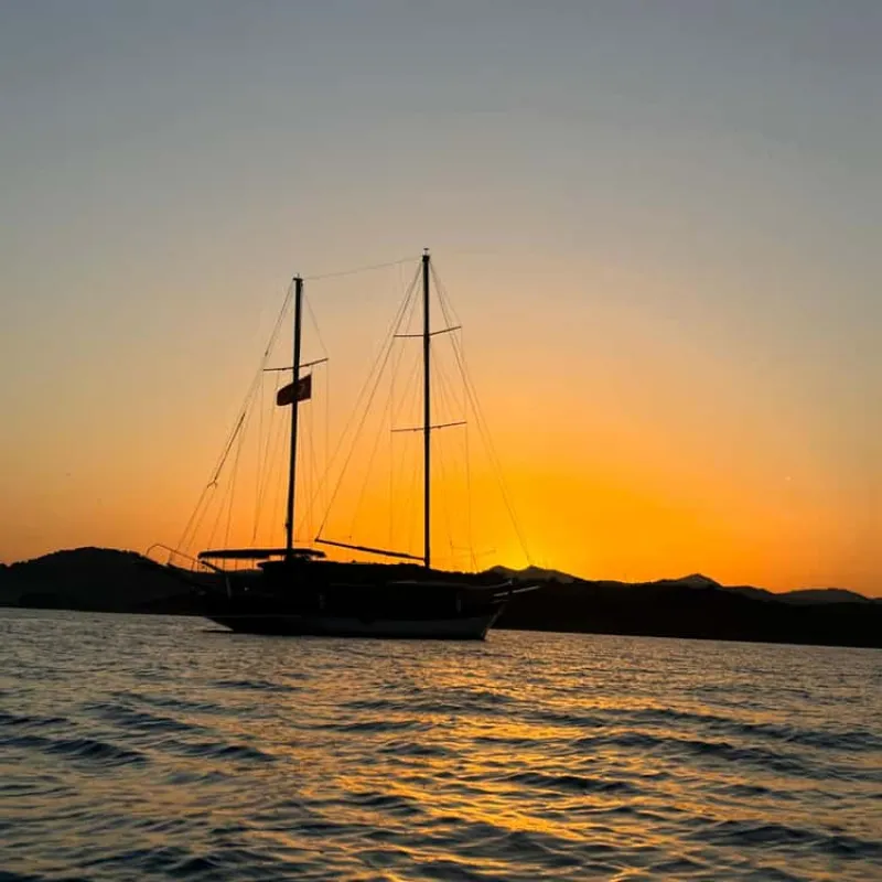 Daily Bodrum Sunset Boat Tour 4